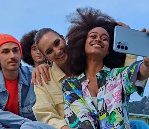 Pour Noël, ce pack smartphone Oppo Reno 6 Pro + Enco Free 2 est le cadeau parfait !